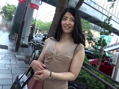 淫乱奥様は責められて悶絶しまくるドMビッチ妻ｗ