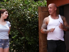 Pool guy is in for a spicy treat with this needy wife