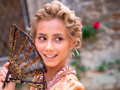 Good-looking Latina slut Veronica Leal knows how to please him