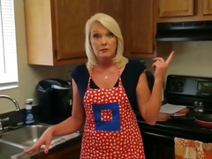 Geile Stiefmutter Verlangt Sex Von Mir