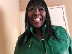 African MILF in Amateur Interracial Casting Sextape