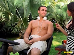 Cougar wears out her knees as she rides a stiff prick