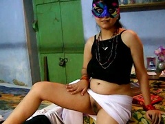 Finger fucking solo with a busty Indian