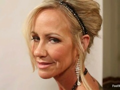 Foot Fetish Femdom Video with Kinky Blonde MILF Simone Sonay